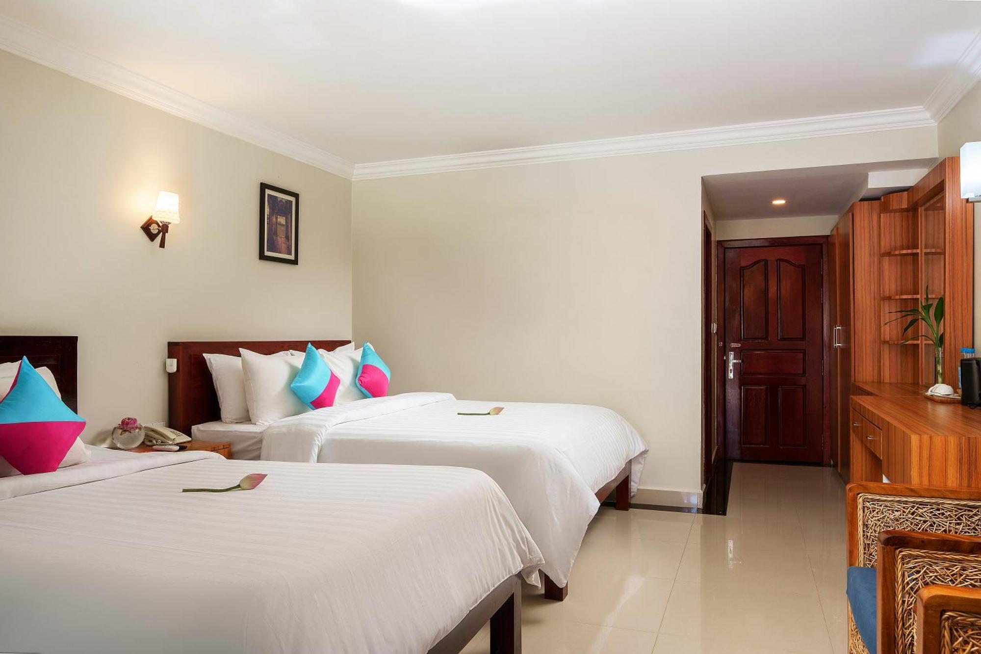 Ratana Angkor Hotel Siem Reap Exterior photo